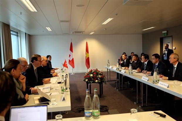 Le Vietnam exhorte la Suisse a faire valoir des atouts sur son marche hinh anh 2