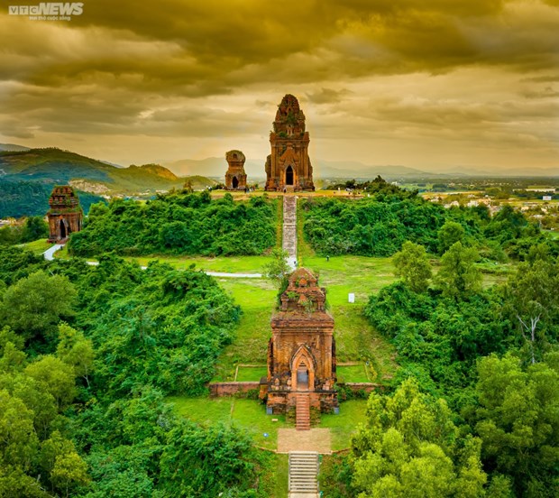 Ces grands sites de Binh Dinh, paysages epoustouflants de beaute hinh anh 2