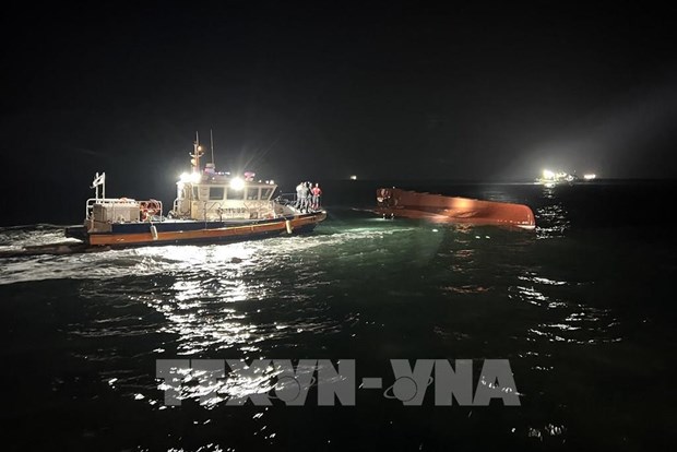 Deux Vietnamiens portes disparus dans le naufrage d’un bateau de peche en R. de Coree hinh anh 1