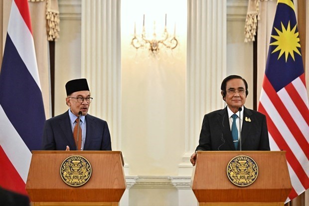 Les dirigeants thailandais et malaisien conviennent de renforcer le commerce bilateral hinh anh 1
