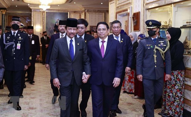 Le Premier ministre vietnamien s’entretient avec le sultan du Brunei hinh anh 1