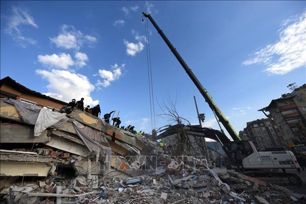 En Turquie, les secouristes vietnamiens s’activent pour sauver des rescapes du seisme hinh anh 1