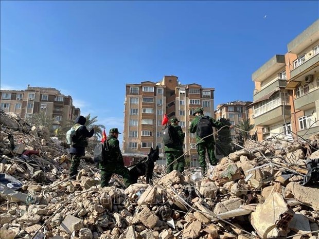 Seisme en Turquie: les secouristes vietnamiens poursuivent leurs efforts inlassables hinh anh 1