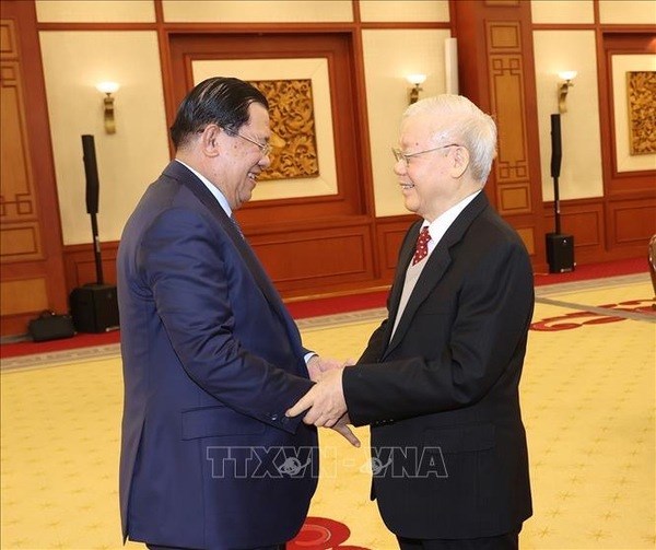 Vietnam-Cambodge : renforcement des relations de cooperation entre les deux Partis hinh anh 1