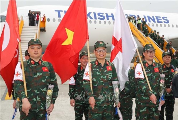 Seisme en Turquie: l'equipe de secourisme de l’Armee vietnamienne termine sa mission hinh anh 3