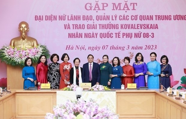 PM Pham Minh Chinh : Creer des conditions pour promouvoir le role de la femme vietnamienne hinh anh 1