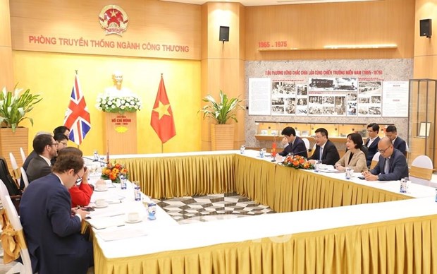 Le Vietnam et le Royaume-Uni cooperent sur le commerce et les technologies vertes hinh anh 2
