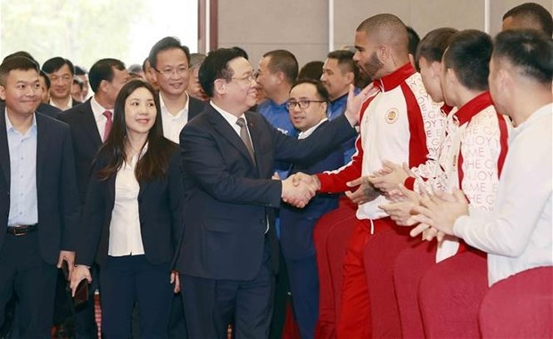 Le president de l’Assemblee nationale Vuong Dinh Hue se rend a Hung Yen hinh anh 3