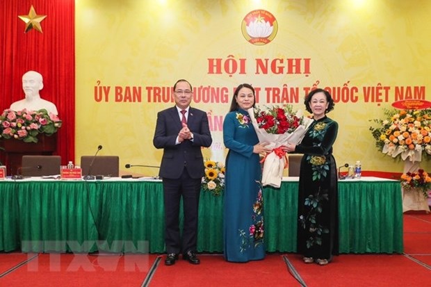 La permanente du Secretariat Truong Thi Mai souligne le role du Front de la Patrie du Vietnam hinh anh 2