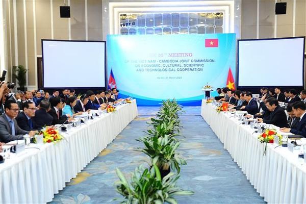 Vietnam-Cambodge : poursuite de la cooperation economique, culturelle, scientifique et technique hinh anh 2
