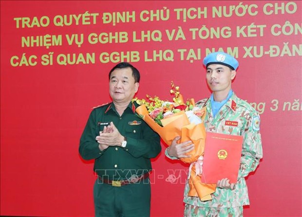 Maintien de la paix: Les contributions des officiers vietnamiens apprecies hinh anh 1