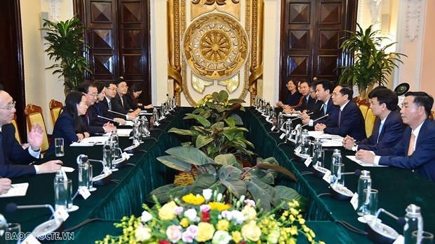 Le chef de la diplomatie vietnamienne recoit le secretaire du Comite provincial du PCC du Yunnan hinh anh 2