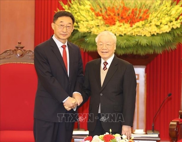 Le leader du PCV recoit un responsable de la province chinoise du Guangxi hinh anh 1