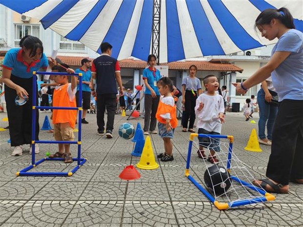 Festival du sport en faveur des enfants atteints de deficiences intellectuelles et developpementales hinh anh 1