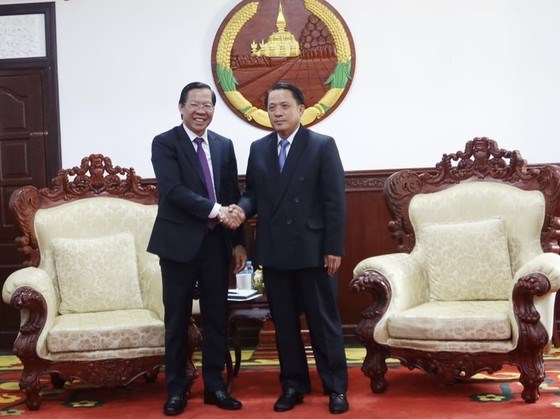 Ho Chi Minh-Ville accorde la priorite absolue a la cooperation avec les localites lao hinh anh 1