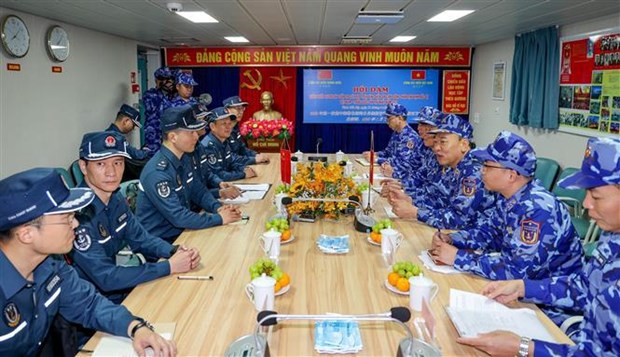 Le Vietnam et la Chine concluent une patrouille commune dans le golfe du Bac Bo hinh anh 1