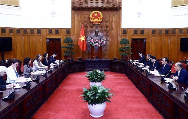 Le vice-Premier ministre Tran Luu Quang recoit la coordinatrice residente de l’ONU au Vietnam hinh anh 1