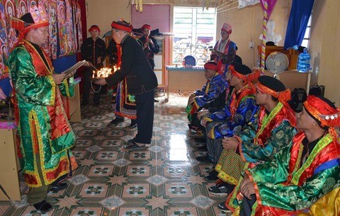 Le cap sac - Pratique religieuse occulte de l’ethnie minoritaire Dao hinh anh 1