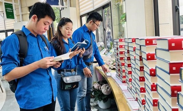 Activites de developpement durable de la culture de la lecture a travers le Vietnam hinh anh 2