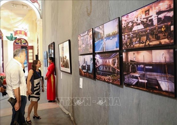 Ouverture de la biennale internationale de photographie Photo Hanoi’23 hinh anh 2