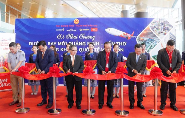 Vietjet Air inaugure une nouvelle ligne Quang Ninh-Can Tho hinh anh 1