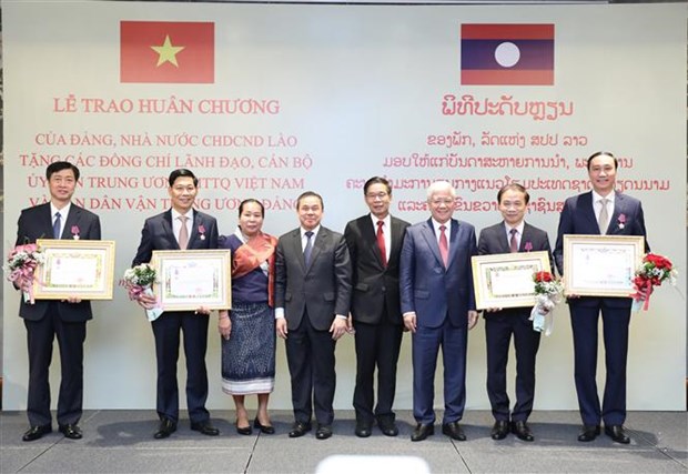 Des dirigeants et cadres du CC du Front de la Patrie du Vietnam a l'honneur hinh anh 1