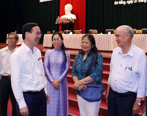 Le chef de l’Etat rencontre des electeurs de Da Nang hinh anh 1