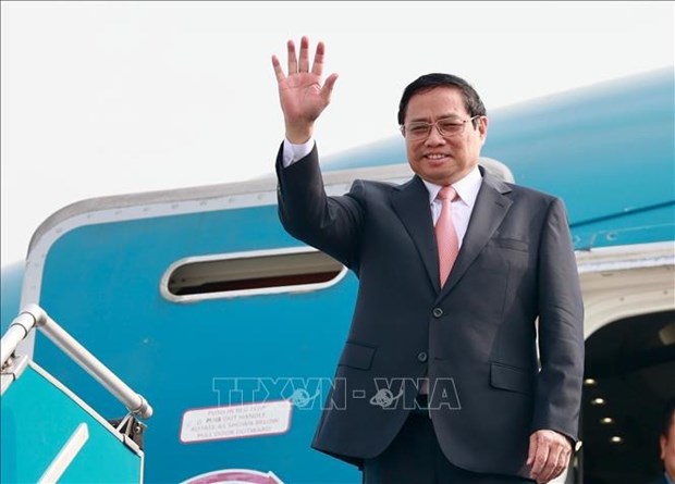 Le Premier ministre Pham Minh Chinh part pour le Sommet du G7 elargi hinh anh 1