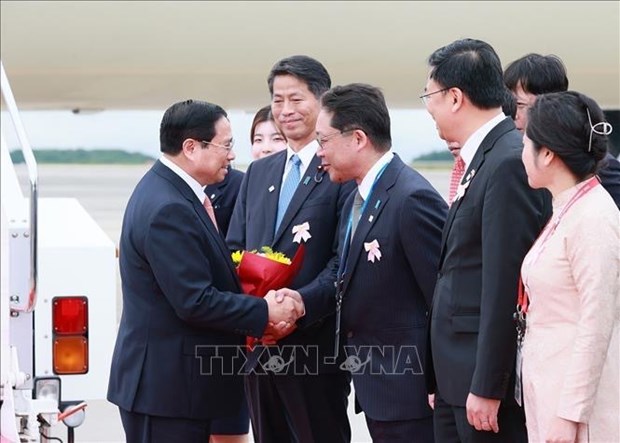 Le Premier ministre Pham Minh Chinh arrive a Hiroshima hinh anh 1