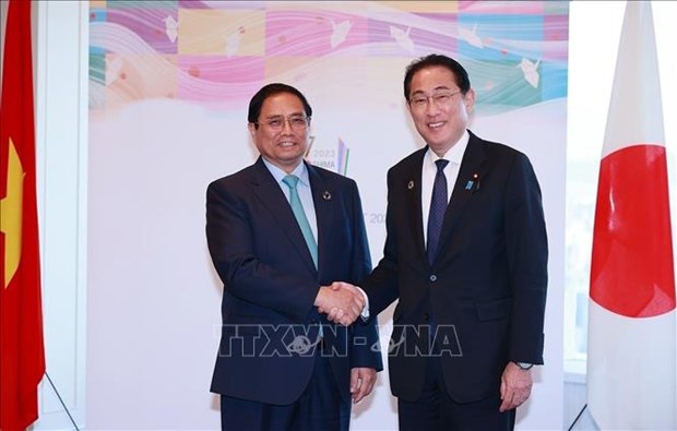 Le PM Pham Minh Chinh s’entretient avec son homologue japonais Kishida Fumio hinh anh 1