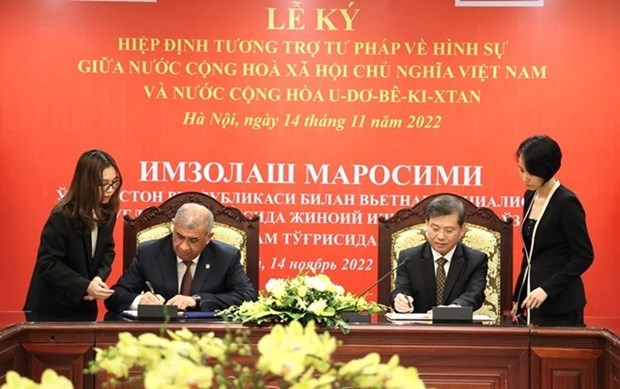 Le president ratifie l'accord de l'entraide judiciaire en matiere penale Vietnam-Ouzbekistan hinh anh 1