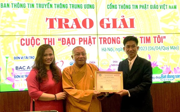 Six ouvrages recompenses lors d'un concours d'ecriture sur le bouddhisme hinh anh 1
