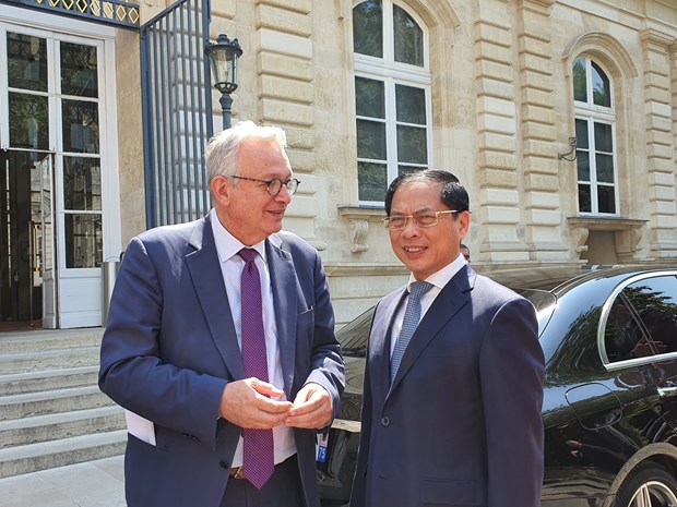 Le Vietnam et la France souhaitent promouvoir davantage leur cooperation multiforme hinh anh 2