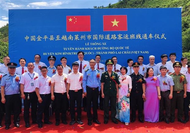 Lancement d’un service de transport routier de passagers entre le Vietnam et la Chine hinh anh 2