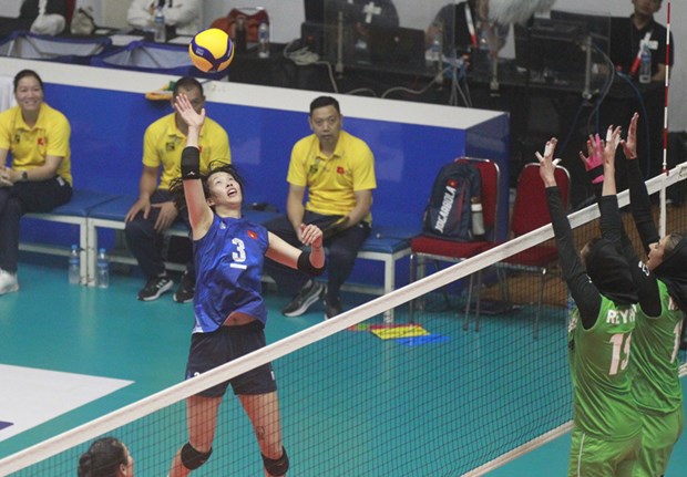 Les volleyeuses vietnamiennes se qualifient pour les demi-finales de l'AVC Challenge Cup hinh anh 1