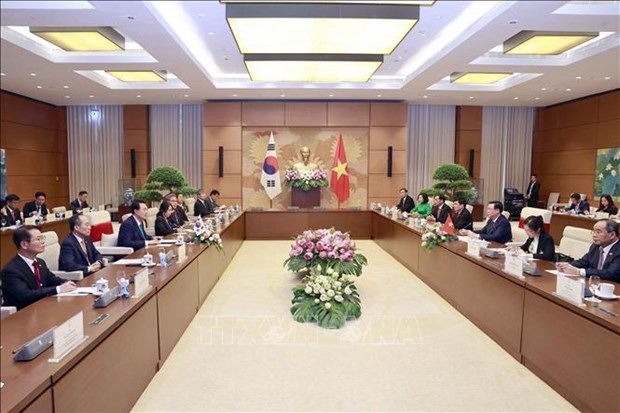Le president de l'Assemblee nationale rencontre le president sud-coreen hinh anh 2