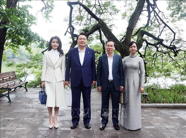 Le president sud-coreen termine sa visite d'Etat au Vietnam hinh anh 2