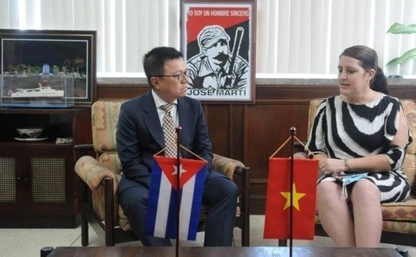 Vietnam-Cuba : promotion de la cooperation entre les journaux du Parti hinh anh 2