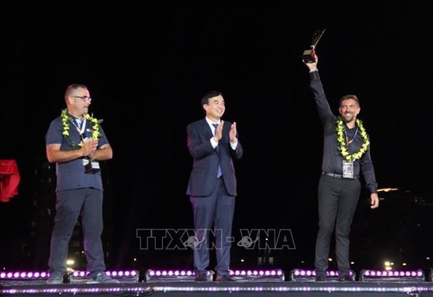 L'equipe francaise remporte le festival international de feux d'artifice de Da Nang 2023 hinh anh 4