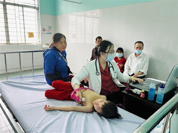 Un centre de chirurgie cardiovasculaire pediatrique du Vietnam reconnu par Children's HeartLink hinh anh 2