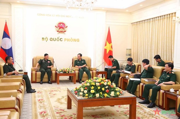 Le Vietnam et le Laos renforcent leur cooperation en matiere de defense hinh anh 1