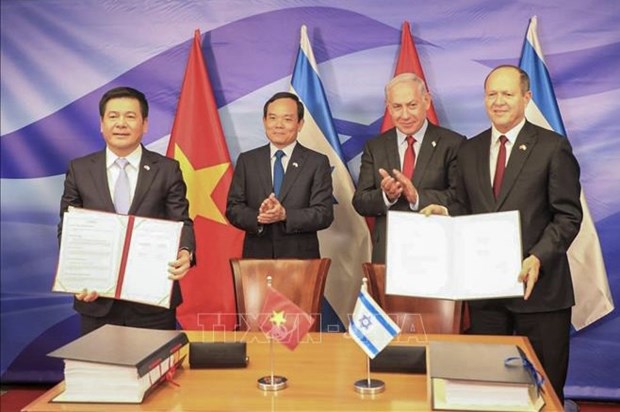Le Vietnam et Israel signent un accord de libre-echange hinh anh 1