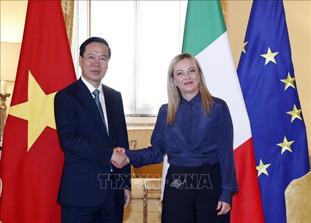 Le president Vo Van Thuong rencontre la Premiere ministre italienne Giorgia Meloni hinh anh 2