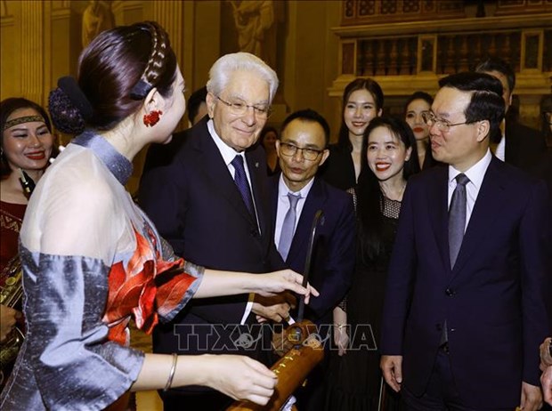 La visite du president vietnamien Vo Van Thuong resserre les relations bilaterales, selon des medias italiens hinh anh 3