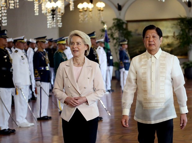 Les Philippines et l'UE conviennent de reprendre les negociations de libre-echange hinh anh 1