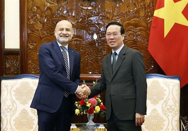 Le president recoit l'ambassadeur italien au Vietnam hinh anh 1