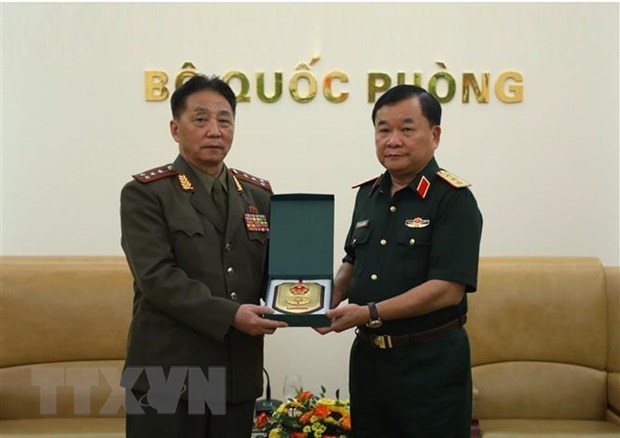 Le Vietnam et la RPDC renforcent leur cooperation en matiere de defense hinh anh 1