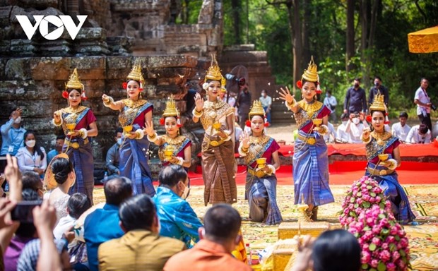 Plus de 3 millions de touristes visitent le Cambodge en sept mois hinh anh 1