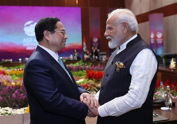 Le Premier ministre vietnamien rencontre le Premier ministre indien et le president bangladais hinh anh 1