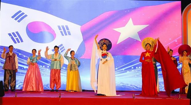 Le Festival Vietnam-Republique de Coree s’ouvre a Da Nang hinh anh 1